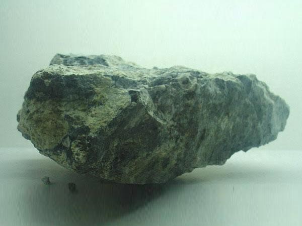矿石的以及产品的规格来确定,常见的方式主要有浮选 浮选精矿氰化