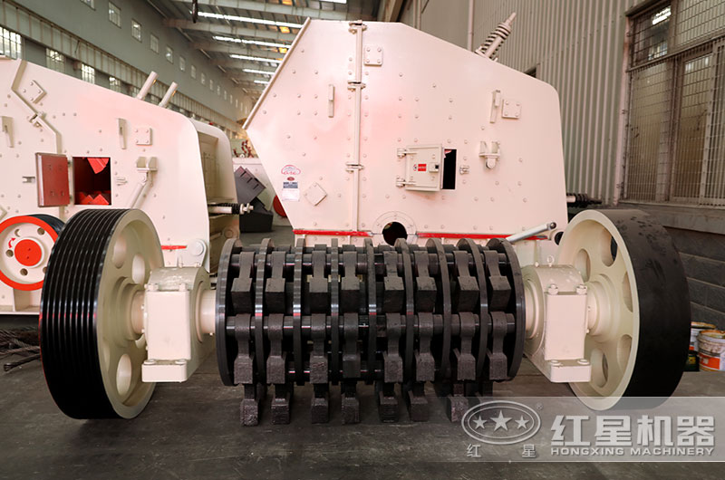 重锤式破碎机价格根据设备型号,产值决定,其中厂家的制造工艺和