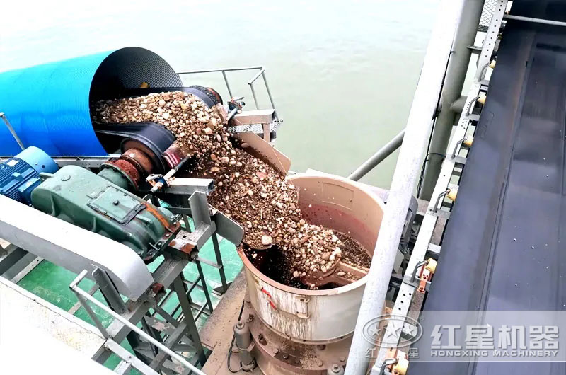 船载机制砂工厂作业实拍